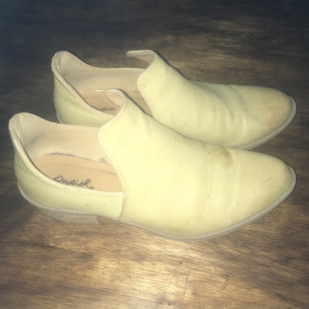 Shoes - Picture 2 of 3